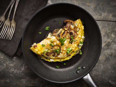 Mushroom & Feta Omelette