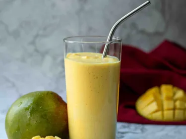 Mango & Banana Smoothie